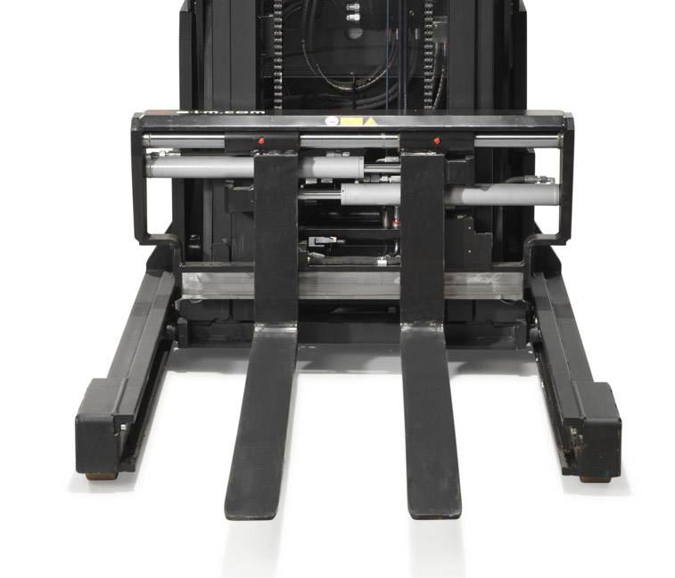 Toyota BT Staxio SPE120XR avec positionneur de fourche